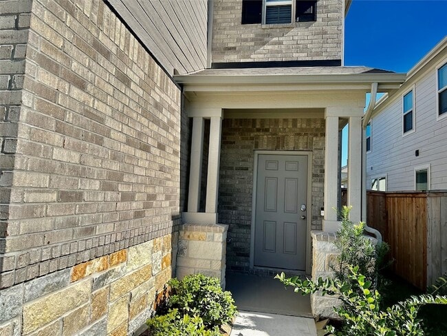 Photo - 16523 Pine Arrow Dr