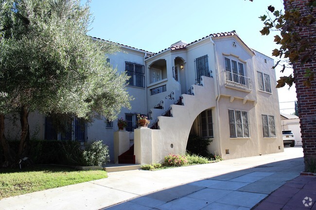 Building Photo - 1048 Carmona Ave Unit 1048 Rental