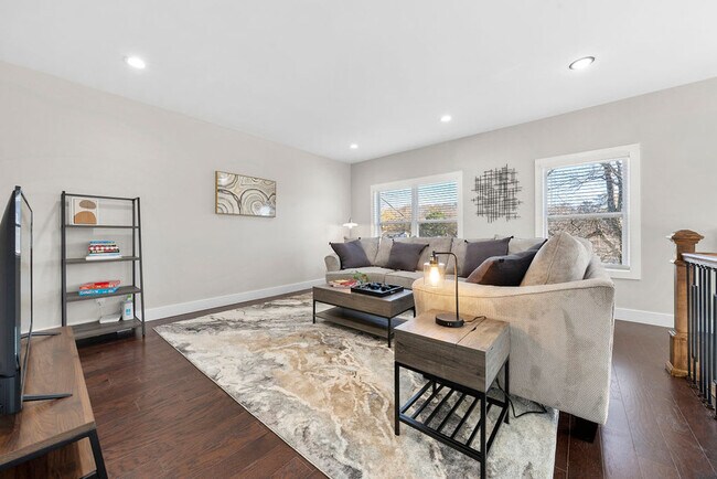 201 Clay St SE Unit SI ID1019273P
