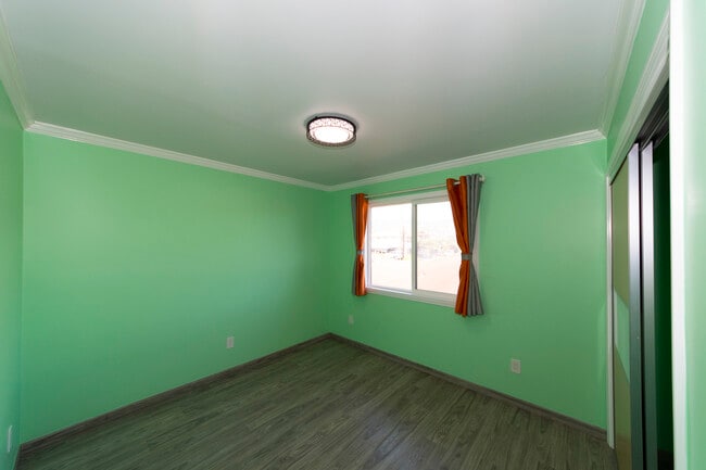 Photo - 933 18th Ave