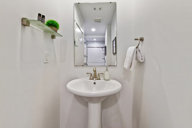 Photo - 521 St Joseph St Unidad SI ID1265379P