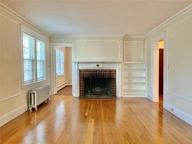 Photo - 24 Oxford St