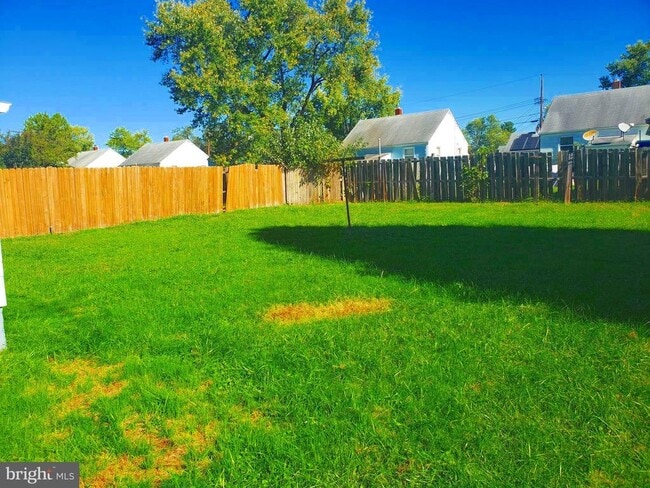 Photo - 171 W Deen Ave