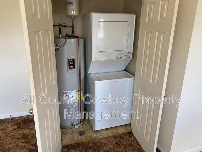 Photo - 509 E Curtis St Unidad Apt. 201