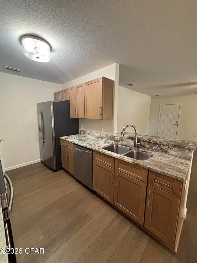 Photo - 1379 Stratford Ave