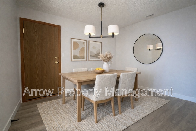 Photo - 2354 N 44th St Unit 18