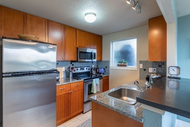 3008 N Narrows Dr Unidad E102