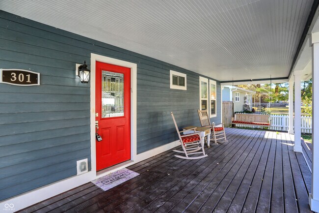 Photo - 301 W Pierce St