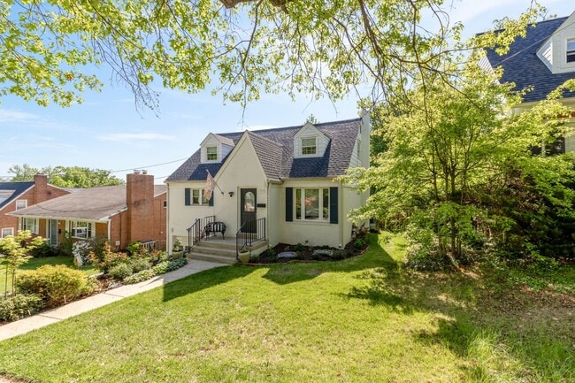 Photo - 3111 63rd Pl