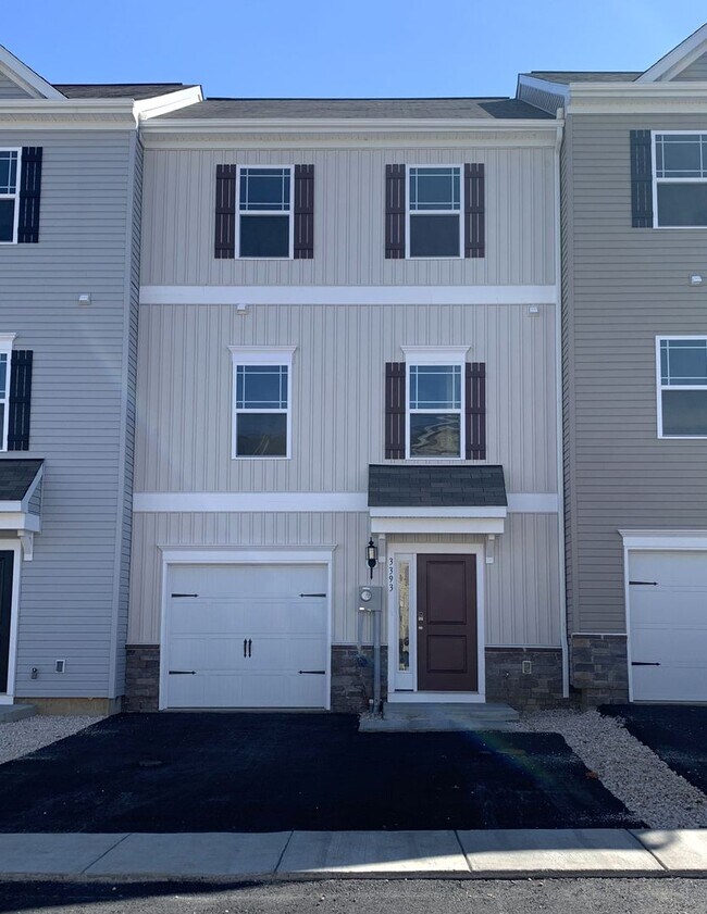 Photo - Beautiful, 3-story modern townhome with 3 ...