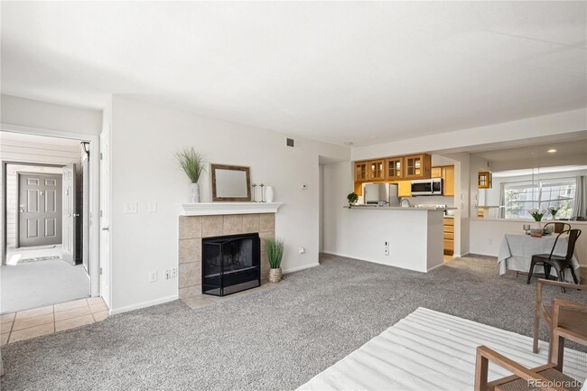 Photo - 9222 E Arbor Cir Unidad #L