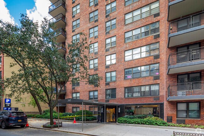 Photo - 345-355 81st St