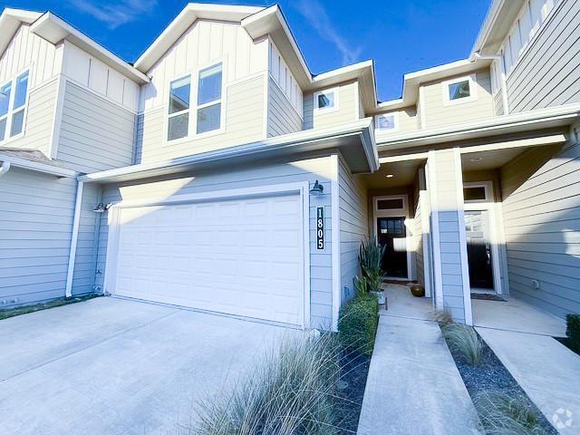 Building Photo - 1805 Roseburg Dr Unit 31 Rental