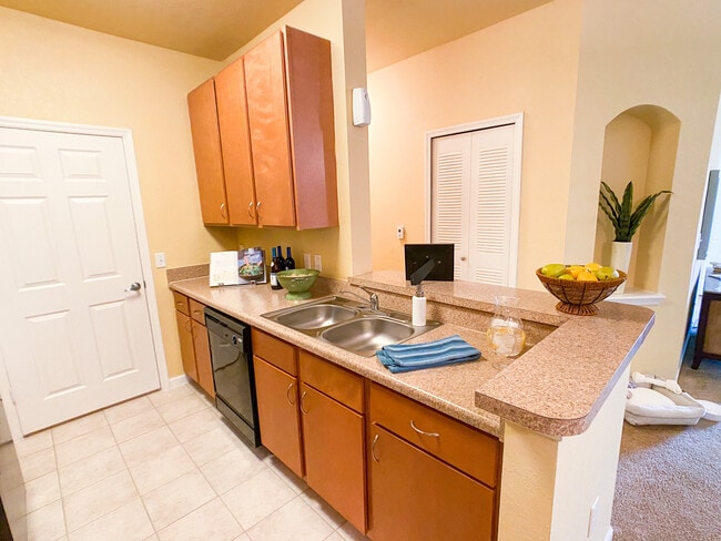 Photo - Oakleaf Village Apartments