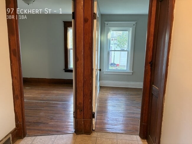 Photo - 97 Eckhert St Unit 1