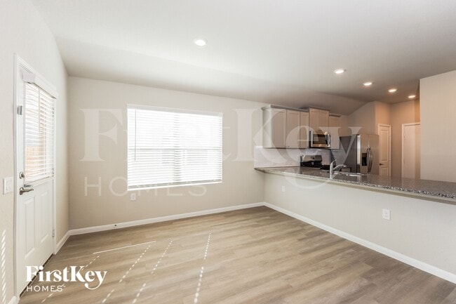 Photo - 4435 Meadowland Pl