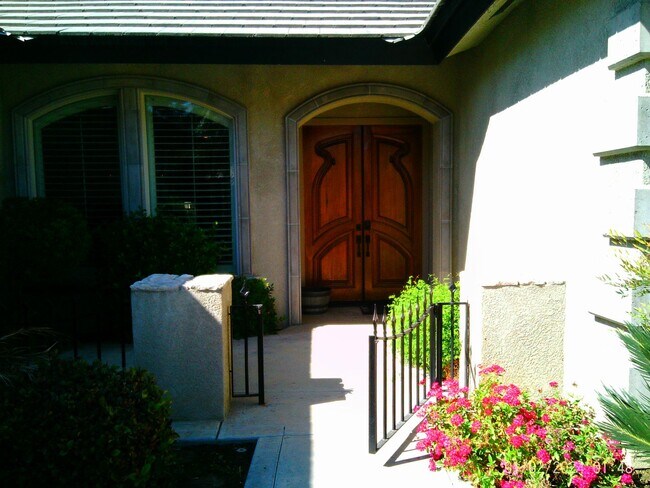 Photo - CUSTOM BUILT IN GATED SOUTHERN OAKS !!!
