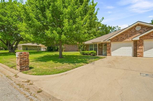 Photo - 231 Bluebonnet St