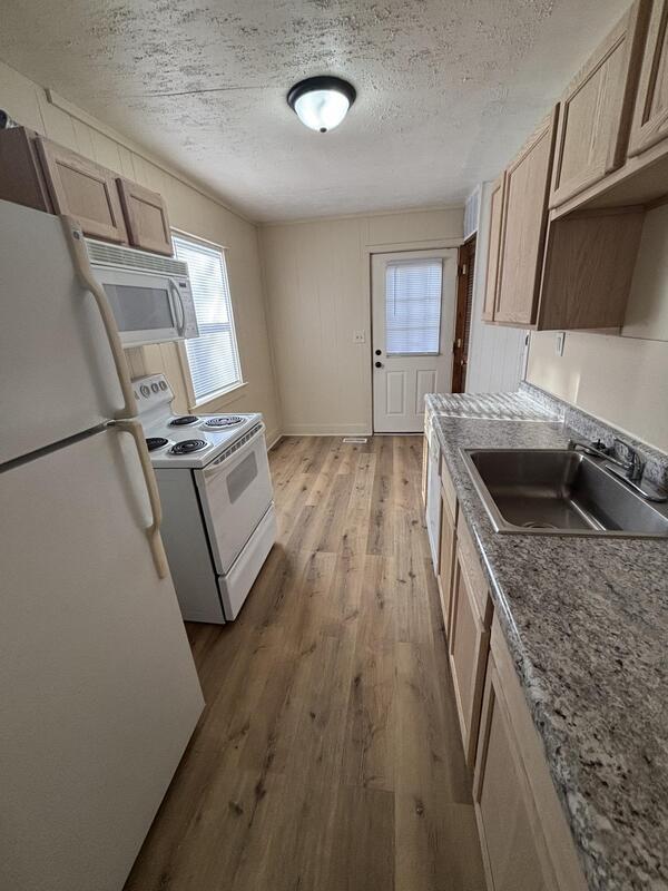 Photo - 2221 N 31st St