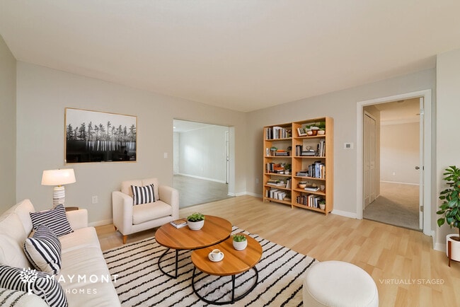 Photo - 4750 Kempston Dr
