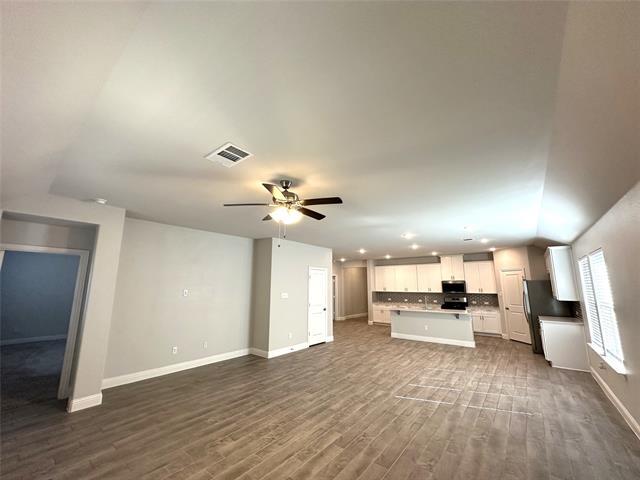 Photo - 2309 Lannister St