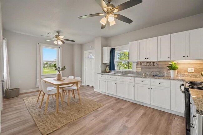 Photo - 2714 Avenue H Unidad A - 1