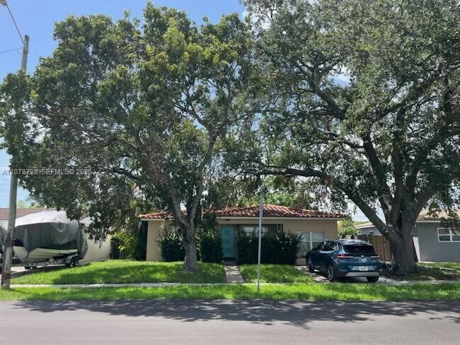 218 SE 3rd Terrace
