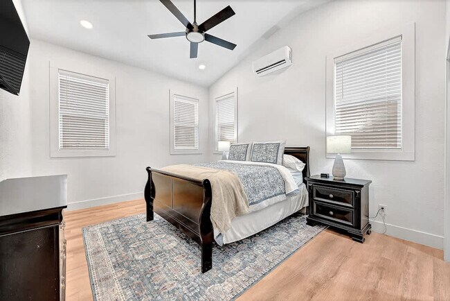 Photo - 426 S Washington St Unit SI ID1520922P
