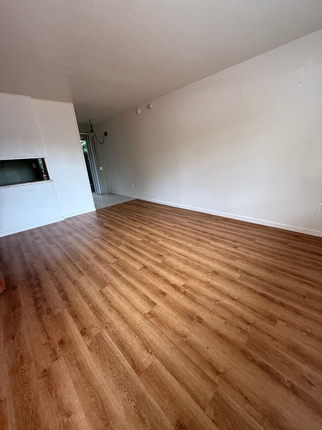 Photo - 485 Finley St