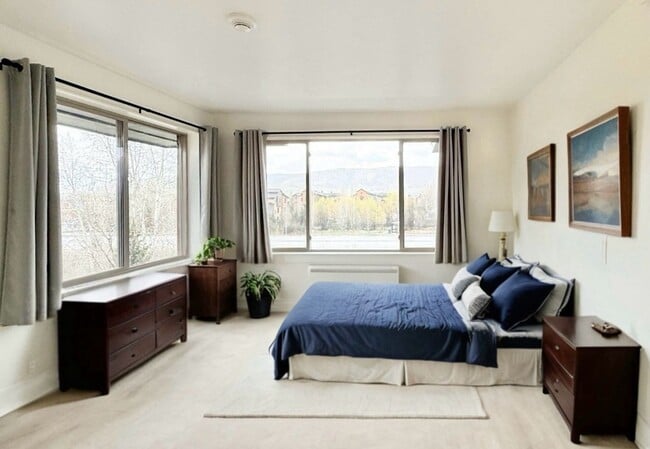 Photo - Storm Peak Apartments