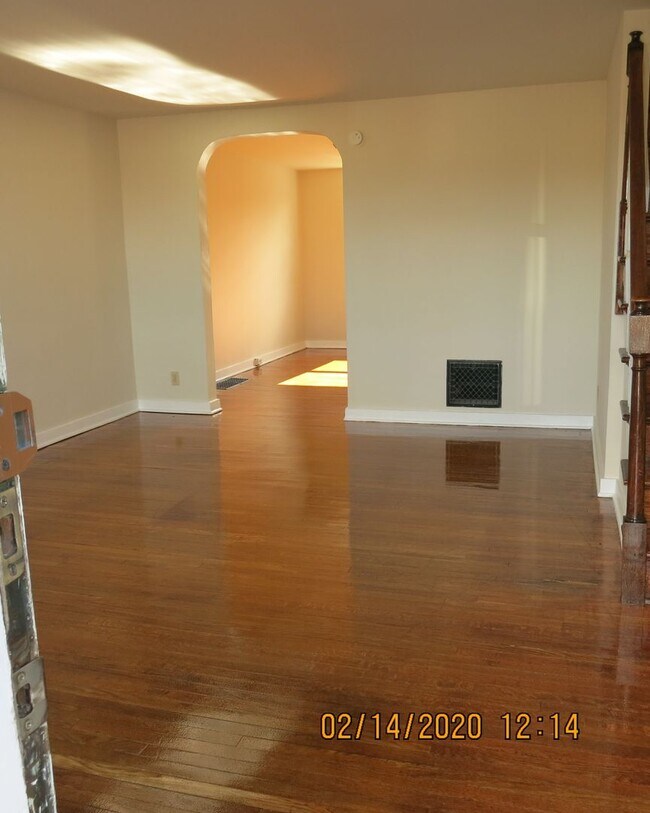 Photo - 1415 Calder St