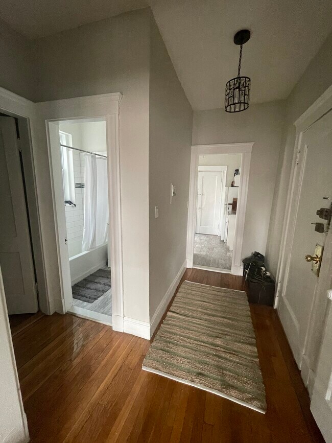 321 Summit Ave