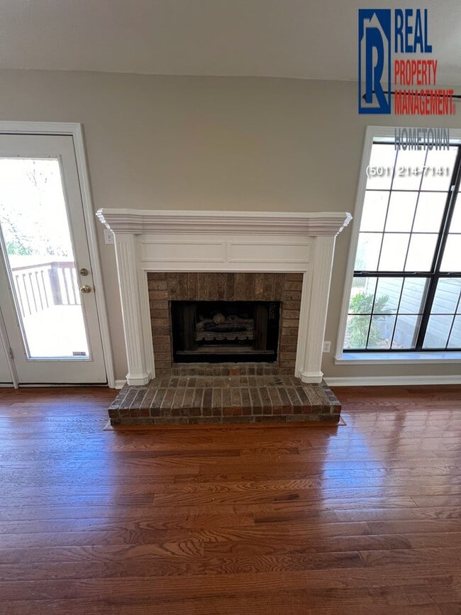 Photo - 2615 Creekside Dr