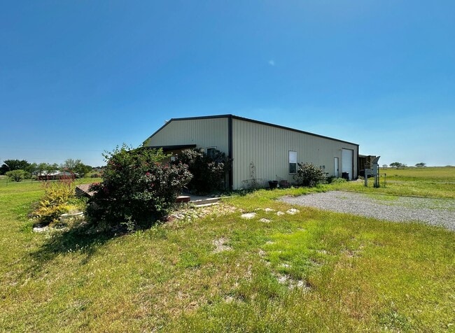 Photo - Barndominium in the Country!