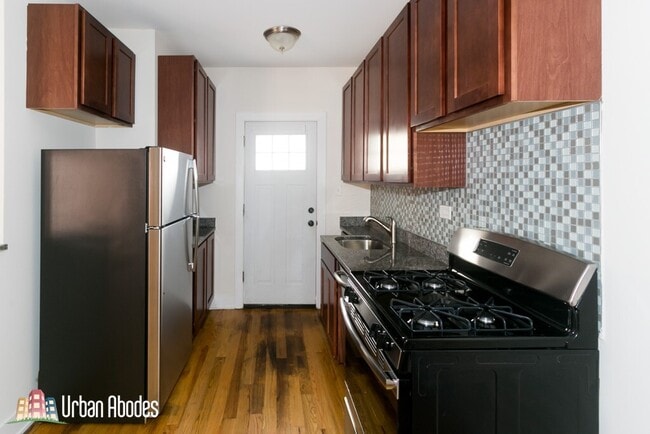 Photo - 3825 N Fremont St Unit M462