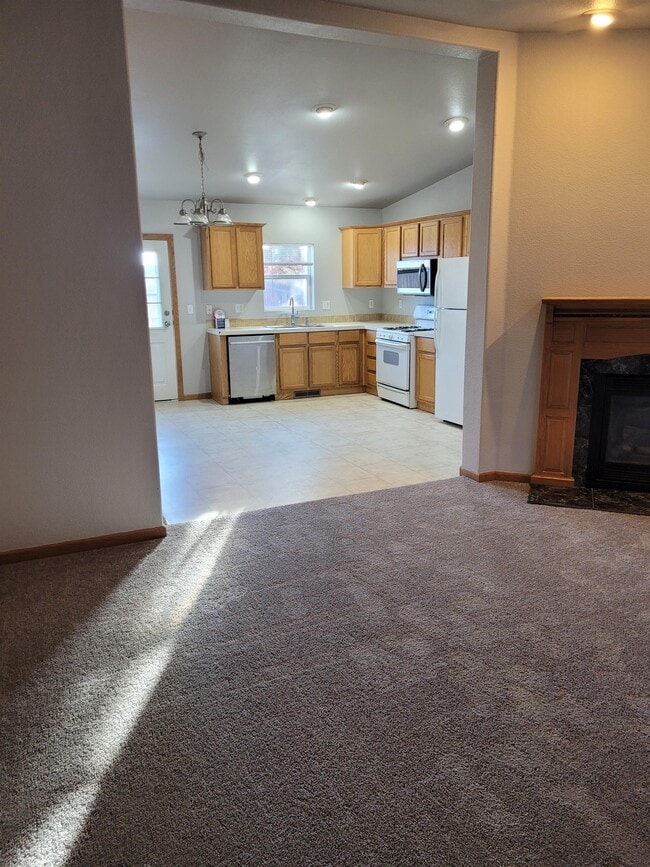 Photo - 2484 Carriage Dr House