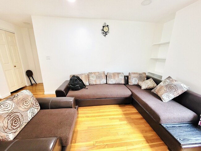 Photo - 55 Colborne Rd Unit #1