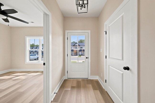 126 Luke Ct