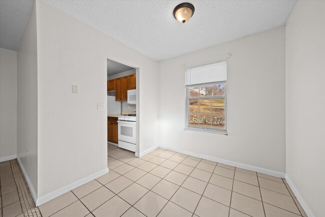 Photo - 2105 N Keebler Ave Unit C