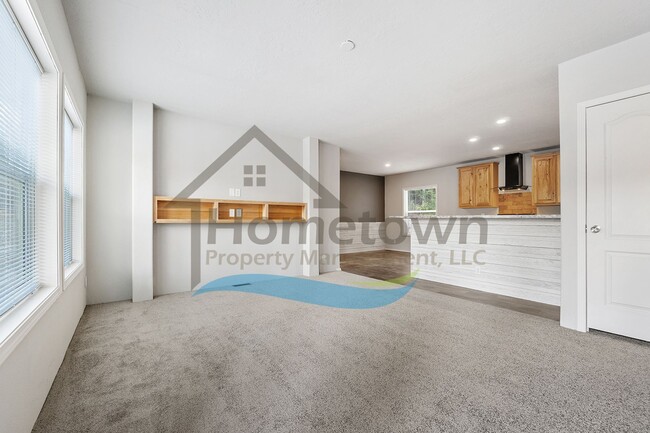 Photo - 3 Bedroom 2 Bathroom Home on a Private Lot out in the Country Near Sagle!