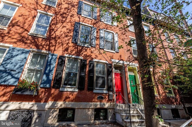 Photo - 2213 Pine St Unit 1F
