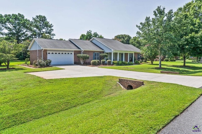 Photo - 106 N Hiley Ct