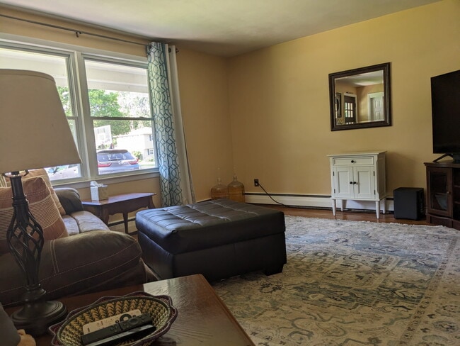 Photo - 125 Mobile Dr House