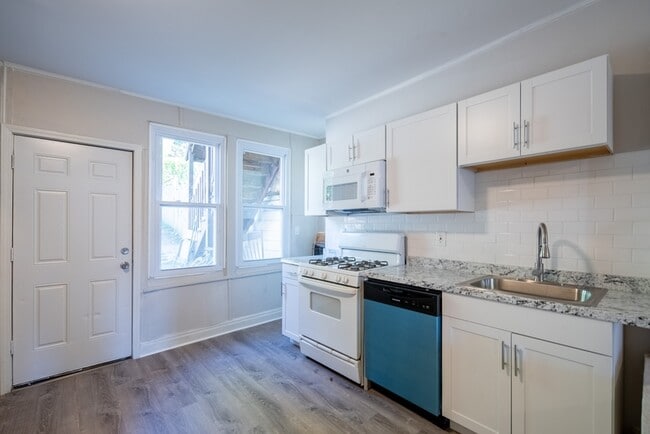 Photo - 1210 5th Ave