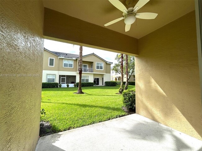 Photo - 1560 SE Wilshire Pl