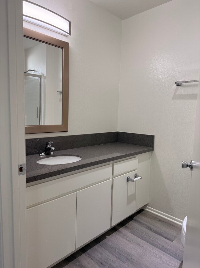 Photo - Harbor Court Apartments