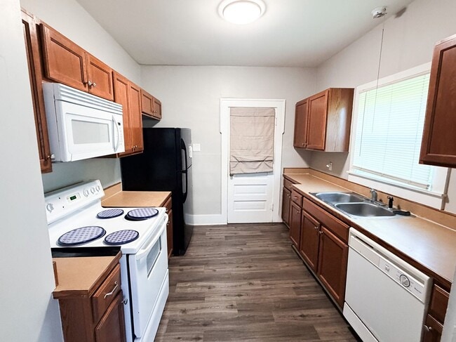 Photo - COMING SOON! 2b 1.5 ba w basement, Lawn Care + Trash Included