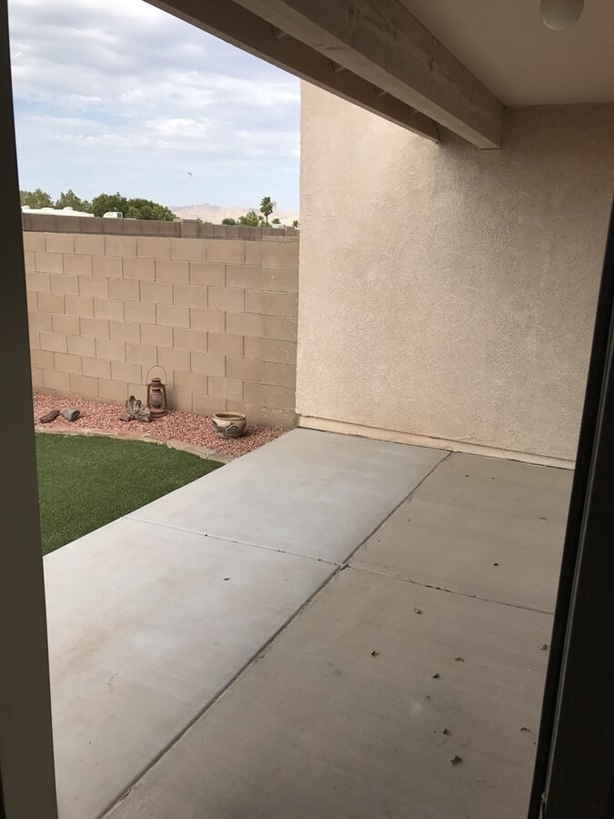 Photo - Sunset Mountain N/S facing newer 2 bedroom 2 bath townhome