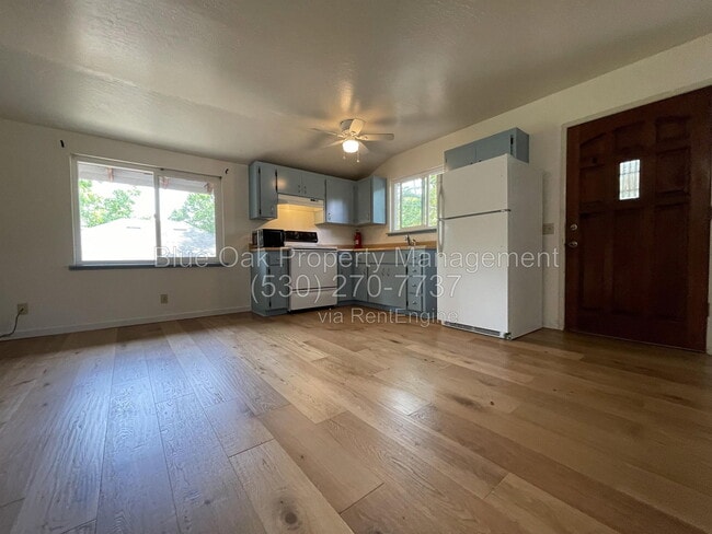 Photo - 1021 Alder St Unidad #B