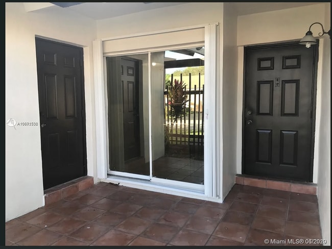 Building Photo - 4320 SW 138th Ct